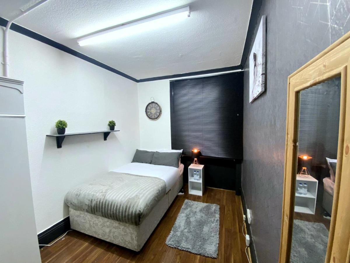 哈德斯菲尔德 Townhouse 105酒店 外观 照片