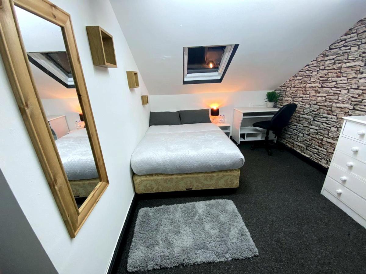 哈德斯菲尔德 Townhouse 105酒店 外观 照片
